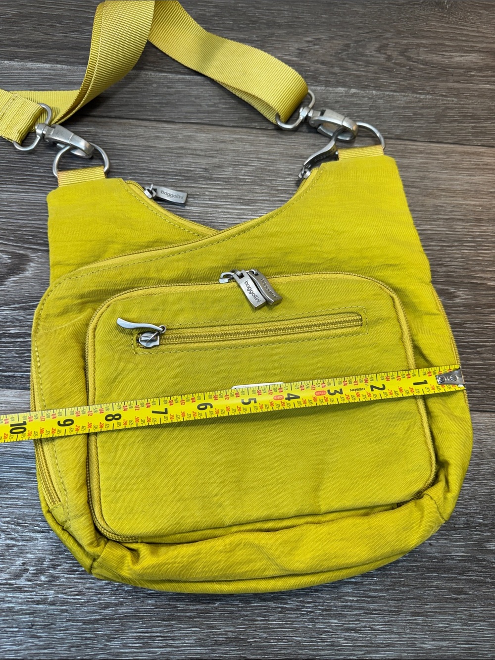 Baggallini Bright Yellow Crossbody with Adjustable Strap - Picture 4 of 6